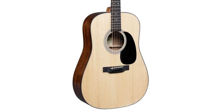 Martin d12e guitarra electroacústica con funda