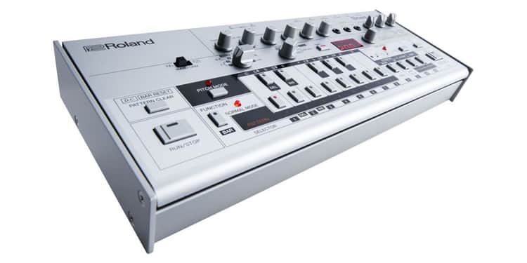 Roland tb-03 boutique sintetizador bass line